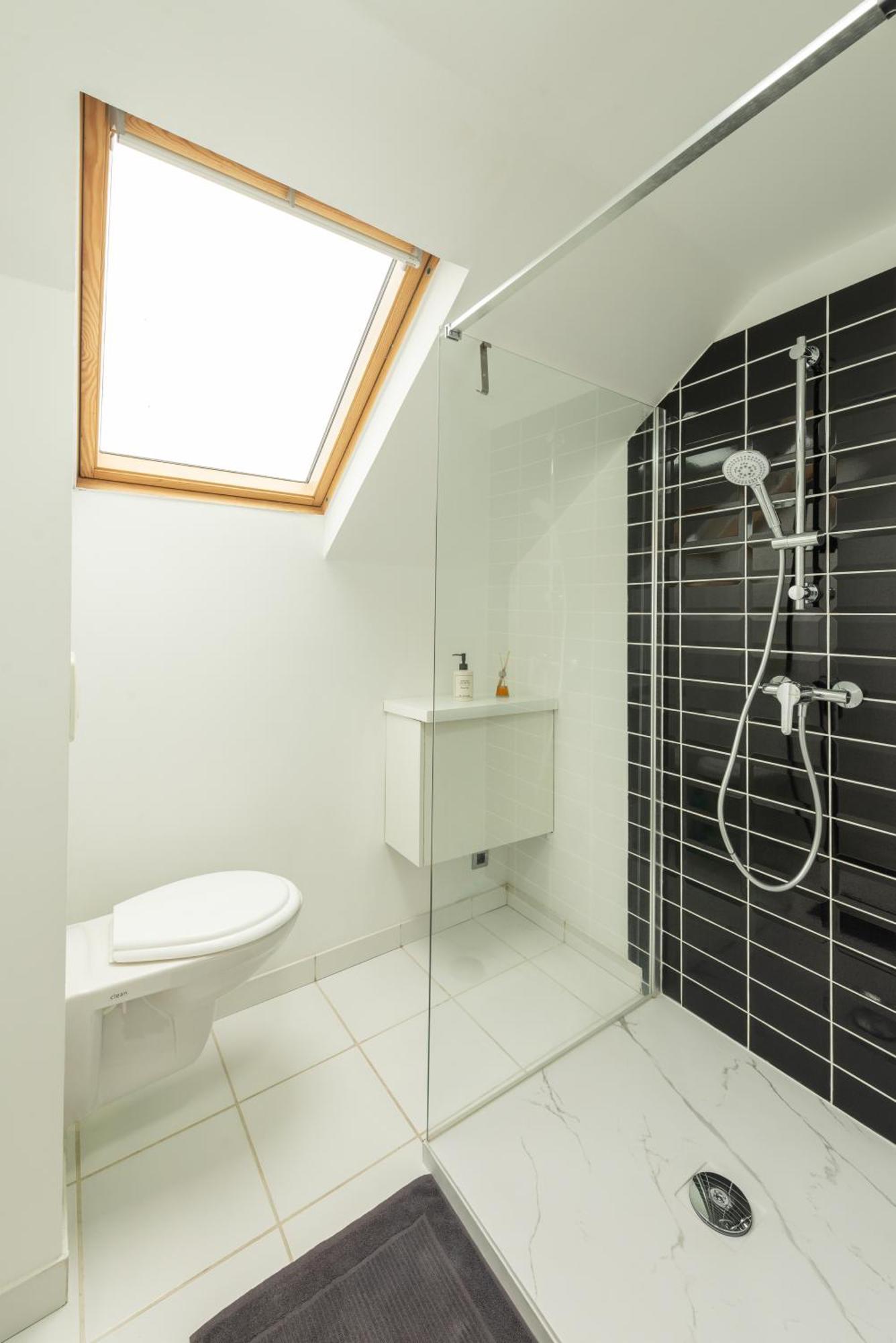 Apartment Moderne, Confortable Et Bien Situe